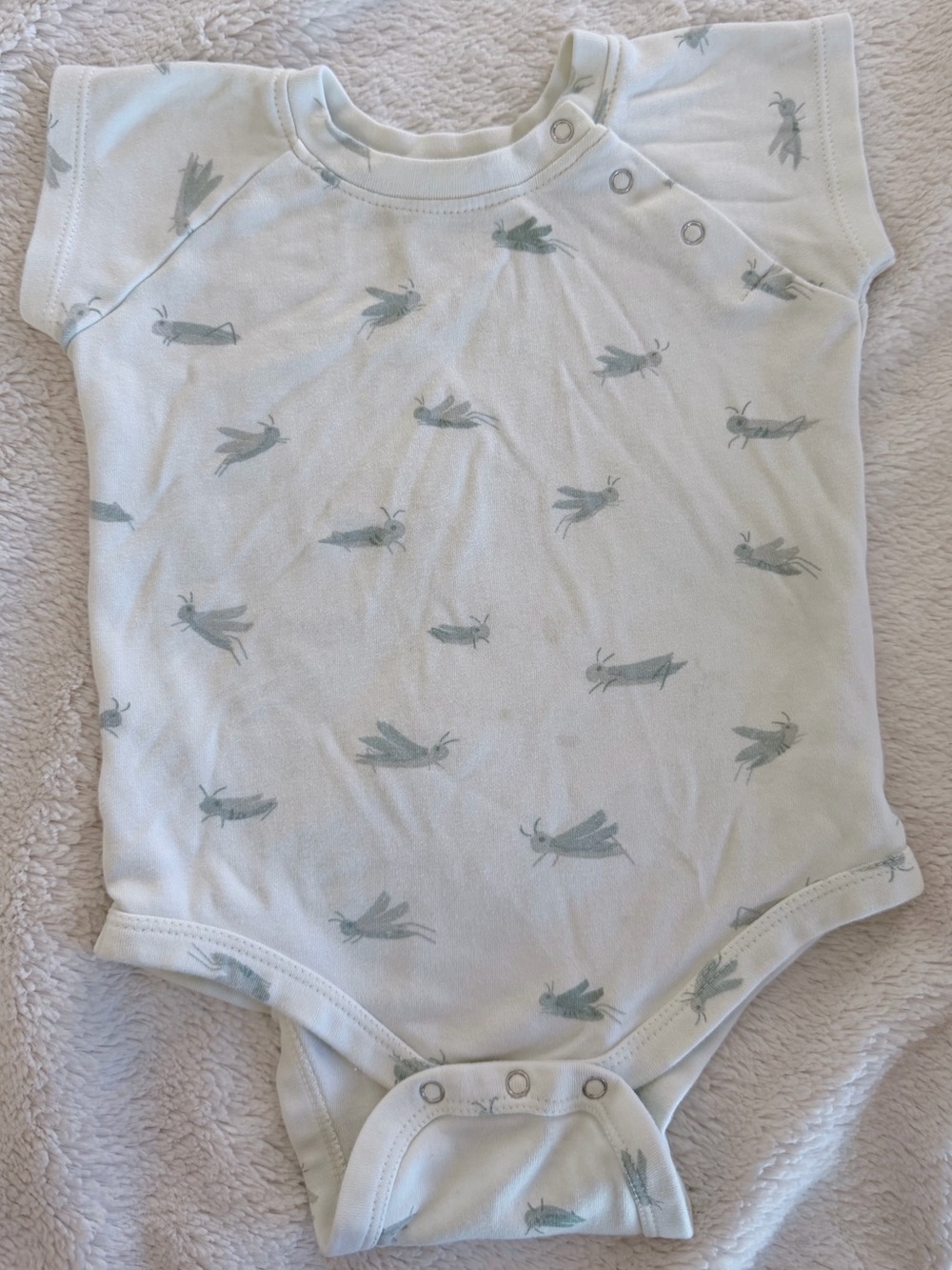 Pehr Grasshopper Onesie 12-18m